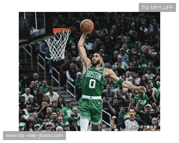 凯尔特人调整防线轮换，塔图姆全场覆盖广泛